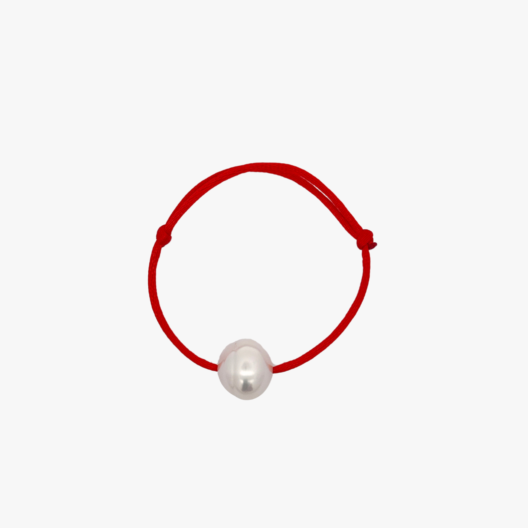 Red Satin with 14mm South Sea Pearl