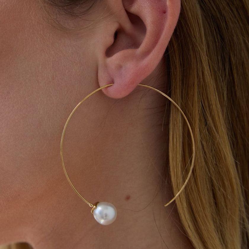 9k Solid Gold Rebekah Earrings worn on model – South Sea pearl hoop earrings, Autore Moda