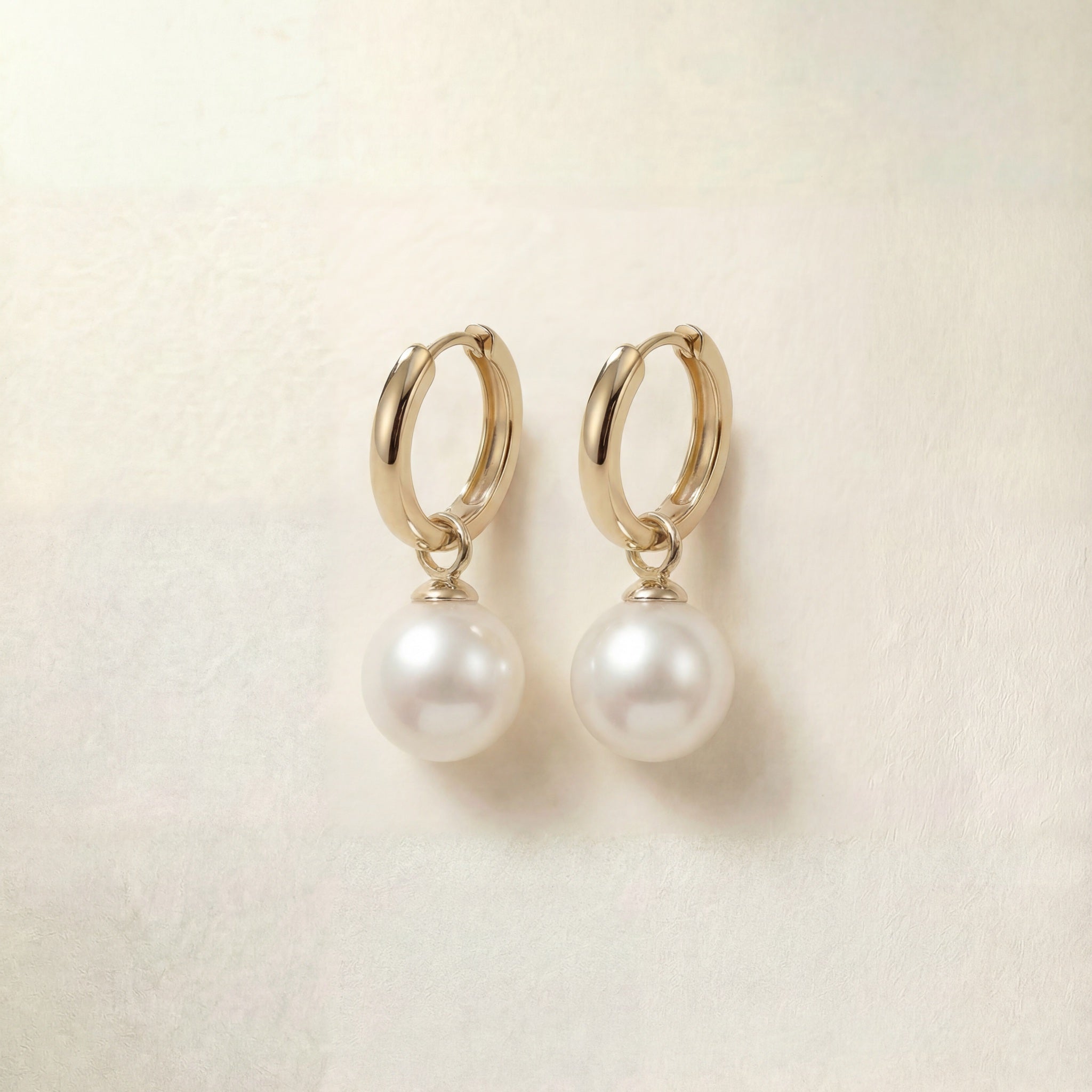 Form Huggies – 9k solid gold huggie earrings, Autore Moda