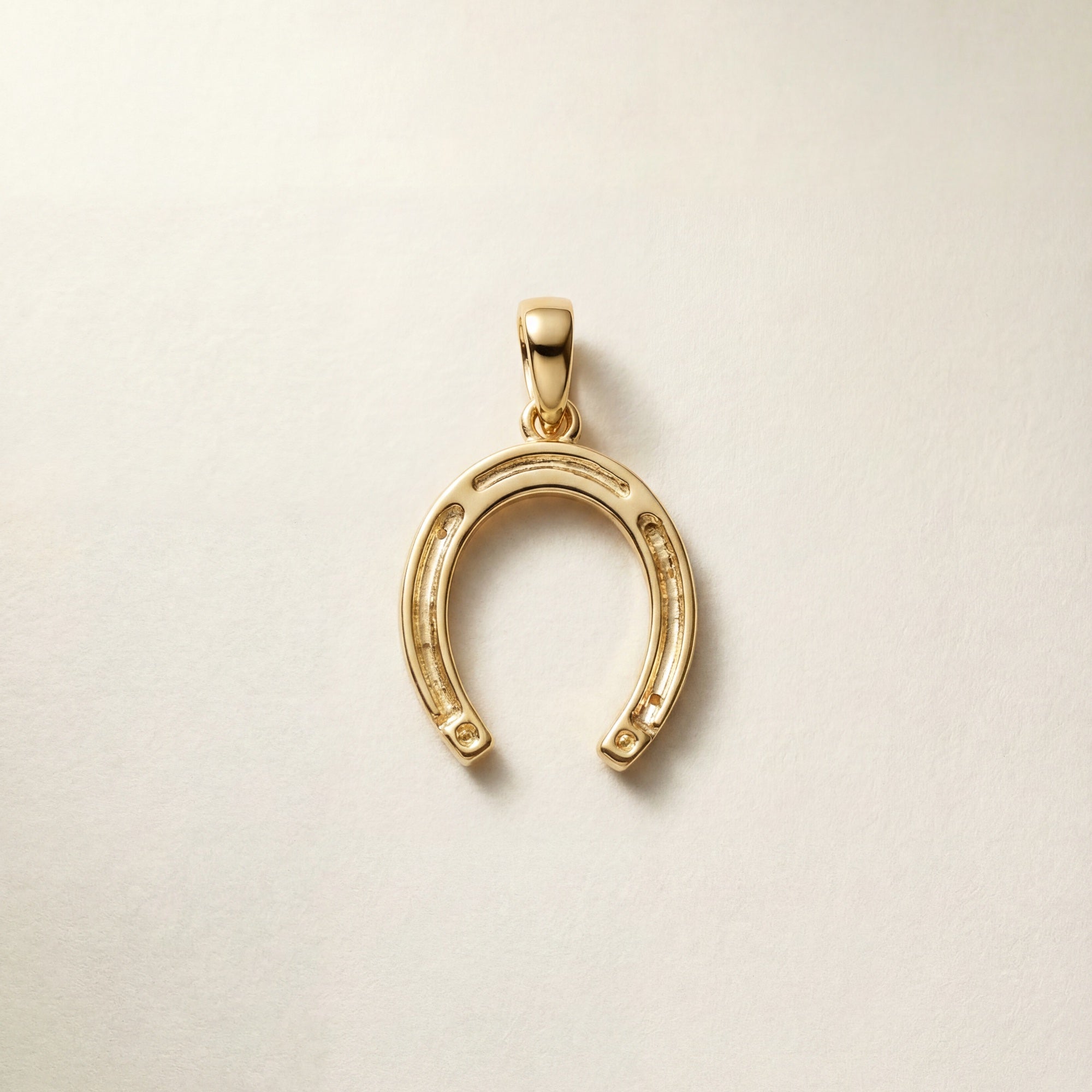 Horseshoe Charm – 9k solid gold horseshoe charm, Autore Moda