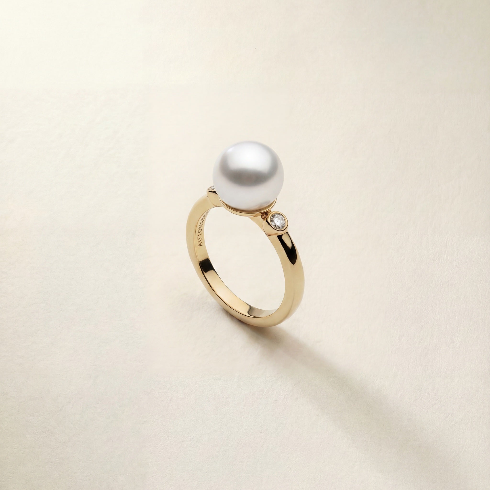 9k Solid Gold Allegra Ring – South Sea pearl and white diamond ring, Autore Moda
