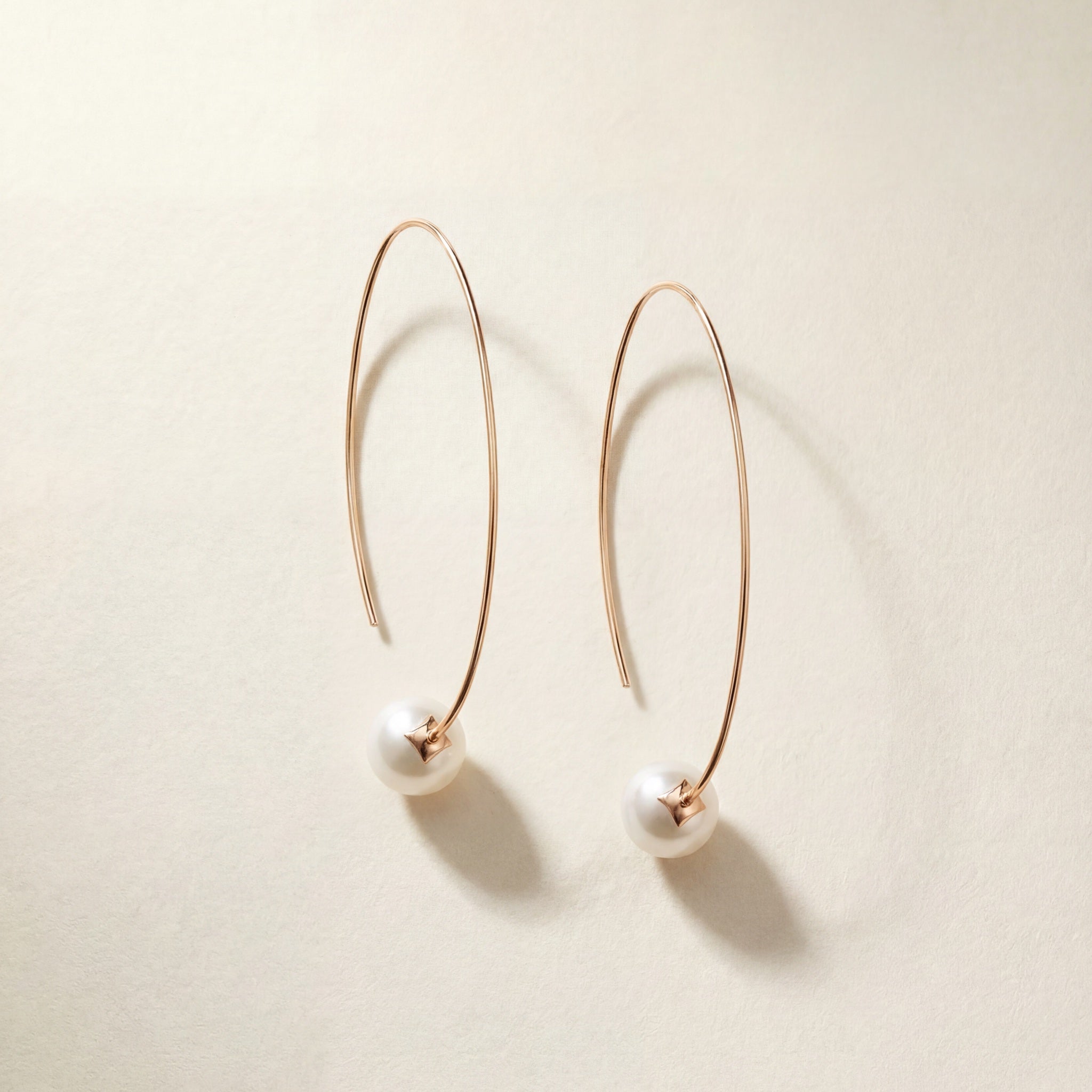 9k Solid Gold Rebekah Earrings – South Sea pearl hoop earrings, Autore Moda