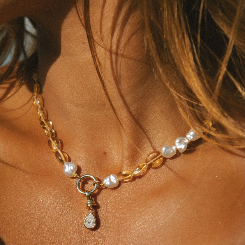 Keshi & Citrine Necklace – 9k gold Keshi South Sea pearl and citrine bead necklace, Autore Moda