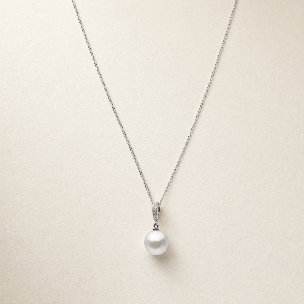 Mia Necklace – South Sea pearl and white diamond pendant necklace, Autore Moda